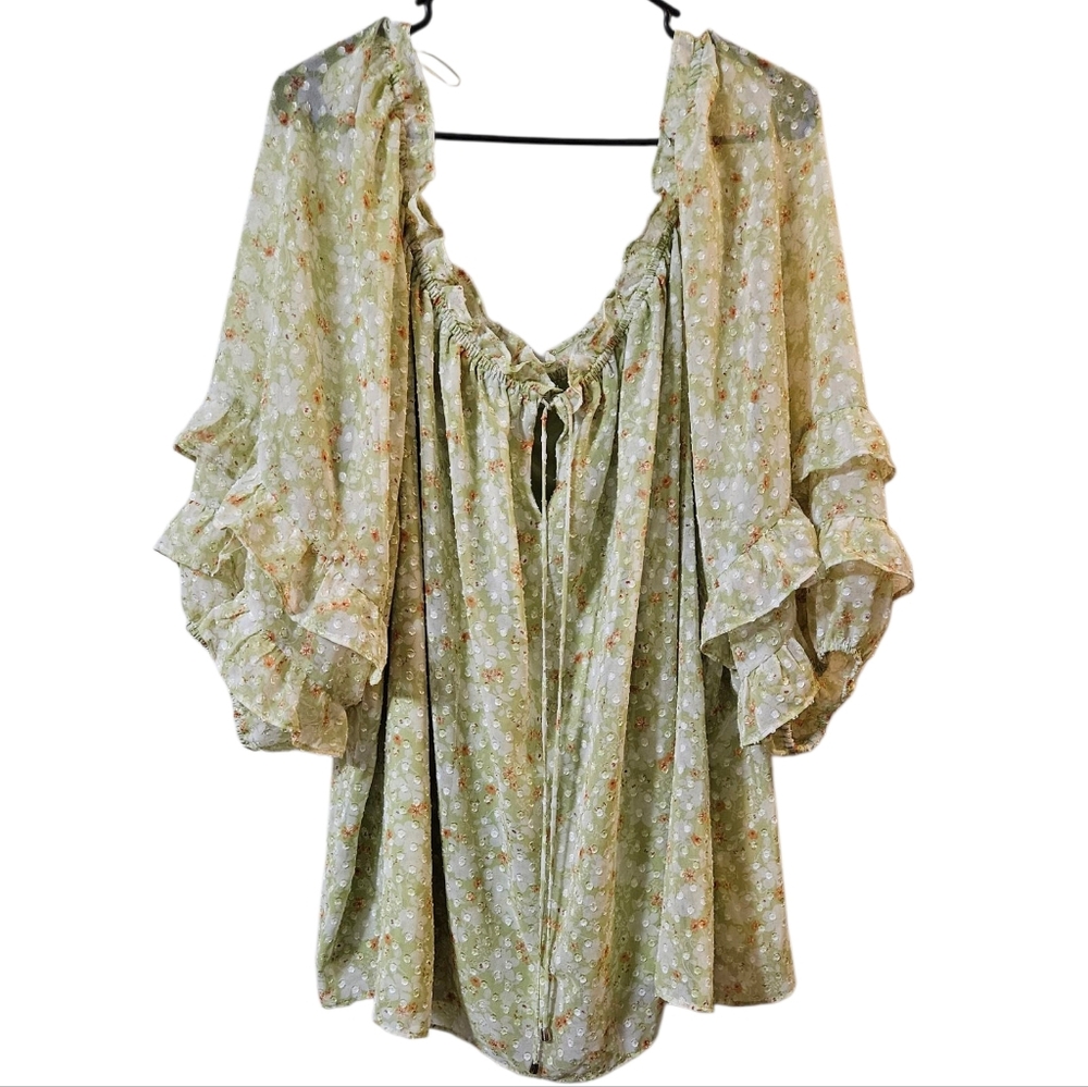 $5 If Bundled! Cato Green Floral Ruffle Blouse
